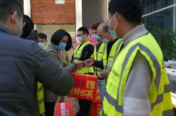  普陀區(qū)人社局領(lǐng)導(dǎo)一行蒞臨上嘉集團